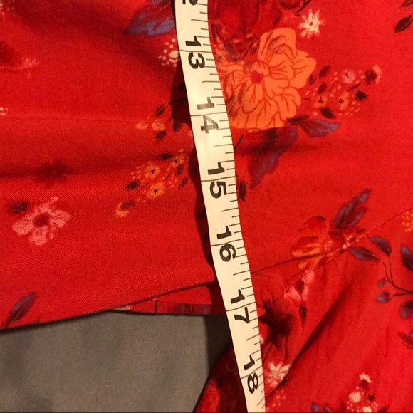 Mudd Floral Red Boho Blouse - Med - Picture 11 of 15
